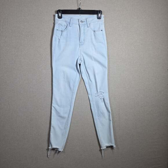 Old Navy Denim - Old Navy Women’s Size 0 Rockstar Super Skinny High Rise  Jeans Smooth Pockets